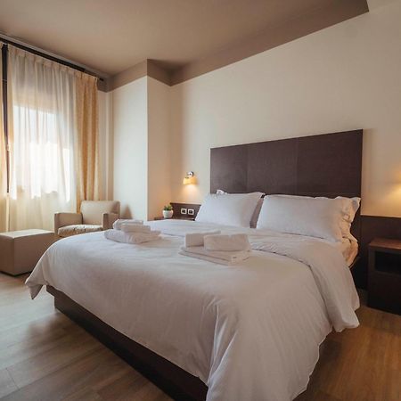 Hotel Palazzo Paradiso Медуна-ди-Ливенца Экстерьер фото