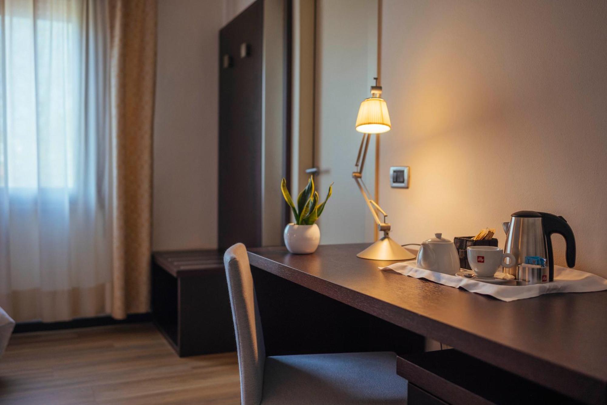 Hotel Palazzo Paradiso Медуна-ди-Ливенца Экстерьер фото