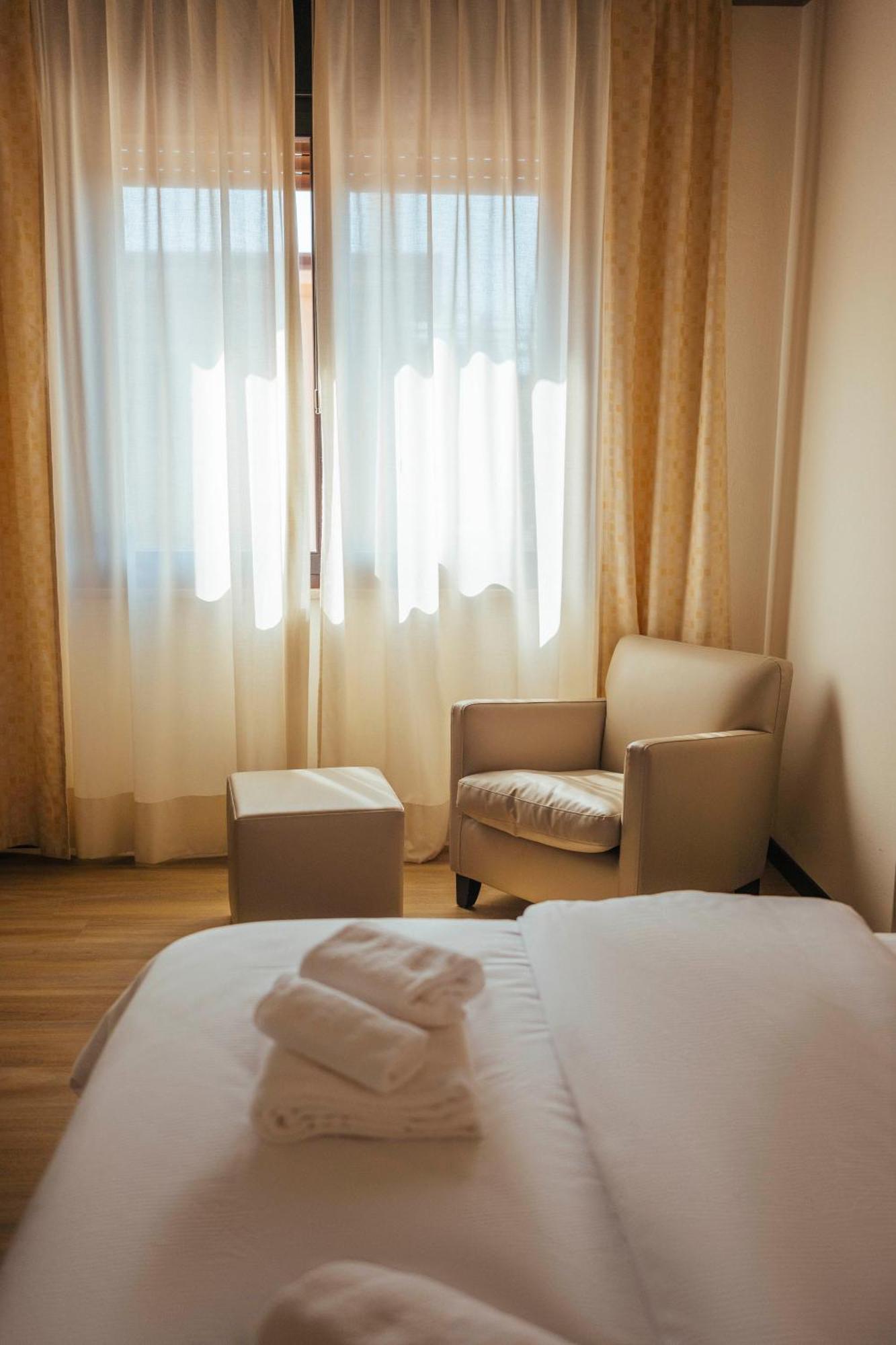Hotel Palazzo Paradiso Медуна-ди-Ливенца Экстерьер фото
